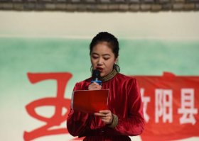 汝陽(yáng)縣文化館開(kāi)展“_濟(jì)南演出設(shè)備租賃公司快樂(lè)星期天”文化惠民演出活